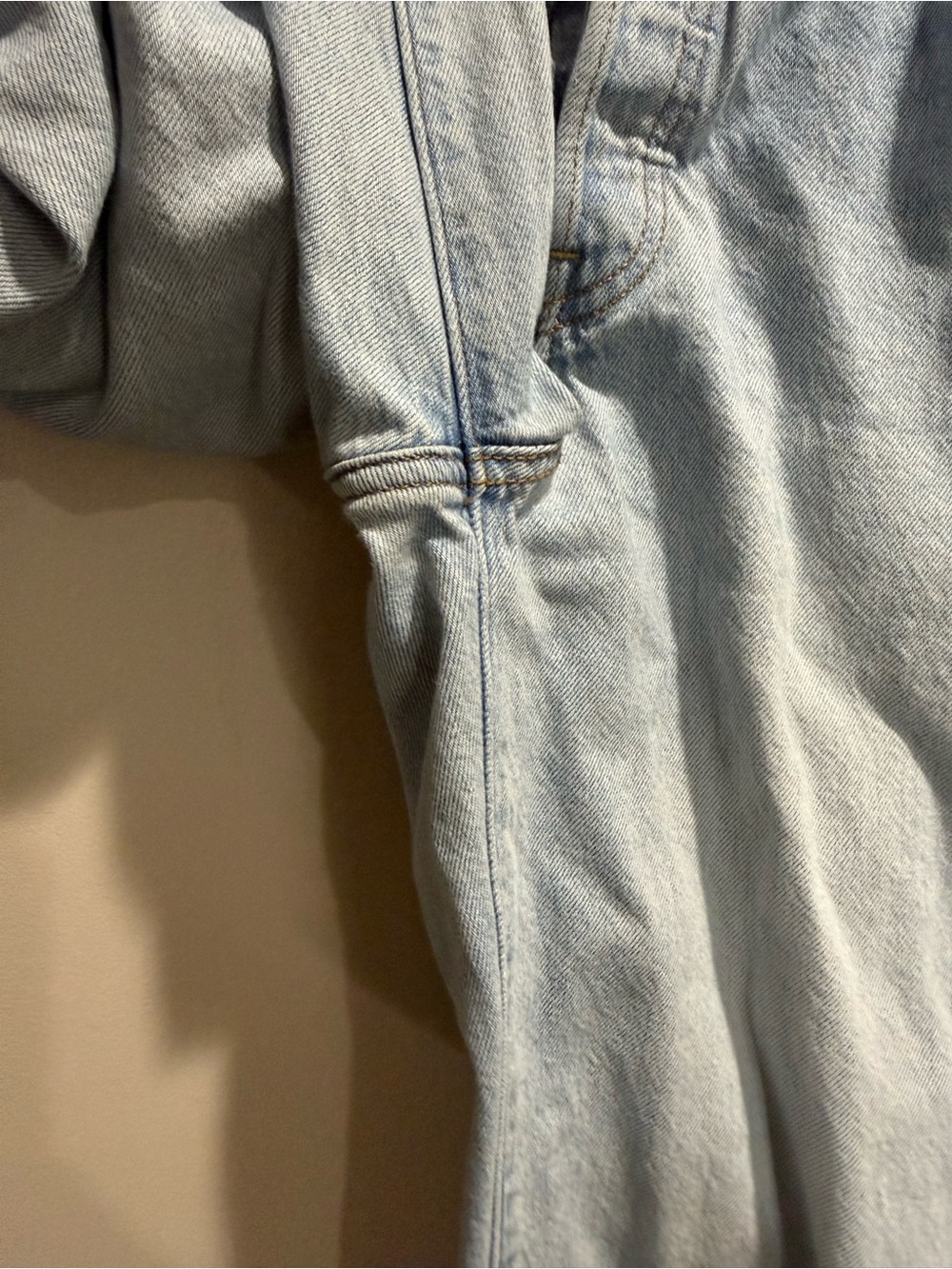 Levi's Cotton/Lyocell Relaxed Straight Light Wash Blue Jeans 26 - Picture 5 of 9